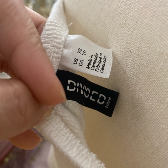 💕❤️H&M lace centered off shoulder white💕 - Picture 6 of 6